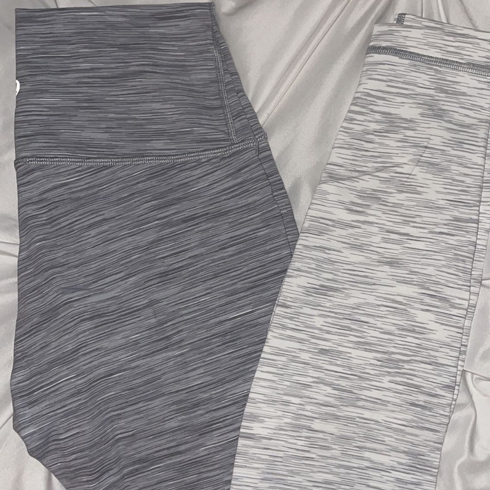 GRAY LULULEMON LEGGINGS